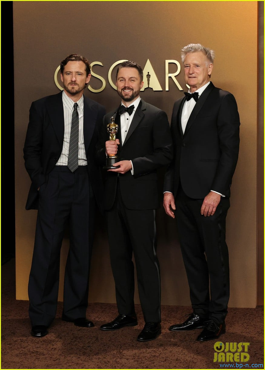 Bill Pullman & Son Lewis Present Together at Oscars 2026